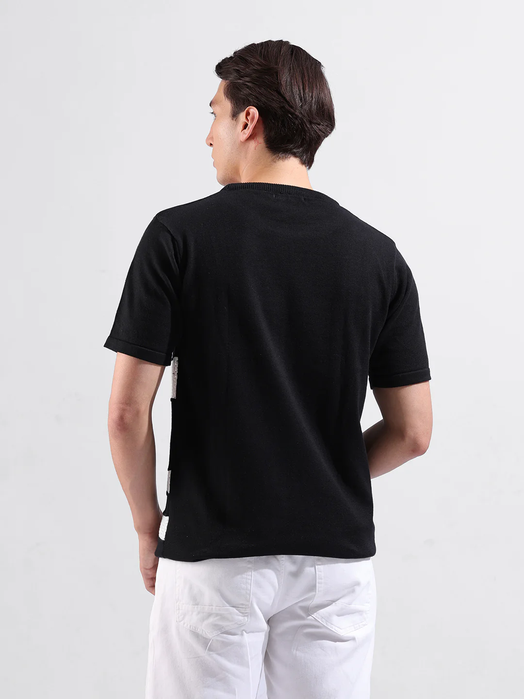 Men's Black Slim Fit Colourblocked Flat Knit Crew Neck T-Shirt - Image 6