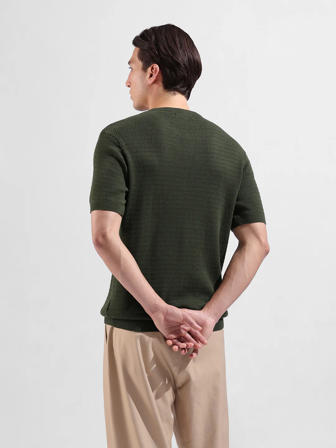 Men's Green Slim Fit Solid Flat Knit T-Shirt - Image 6