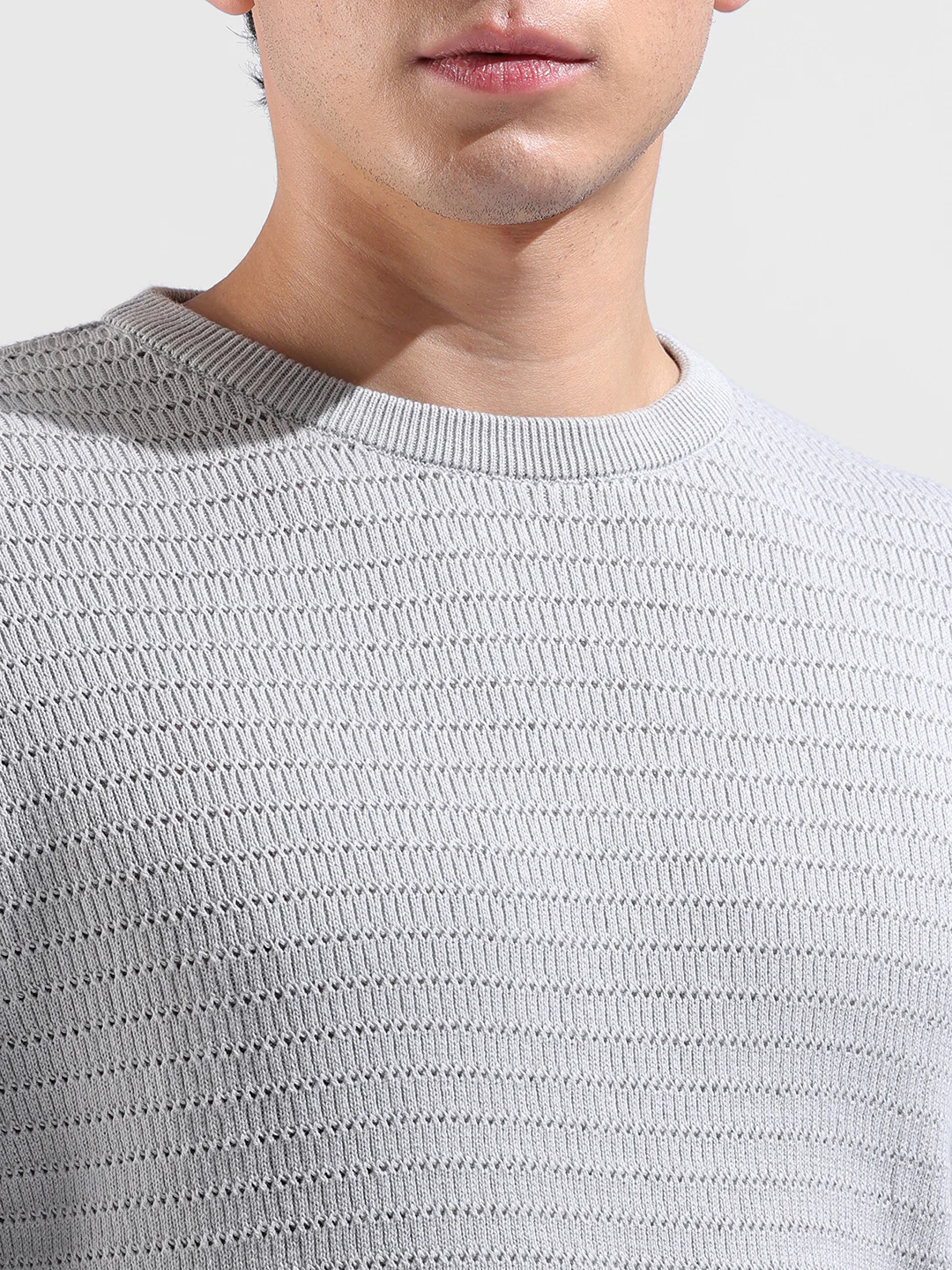 Men's Grey Slim Fit Solid Flat Knit Crew Neck T-Shirt - Image 3