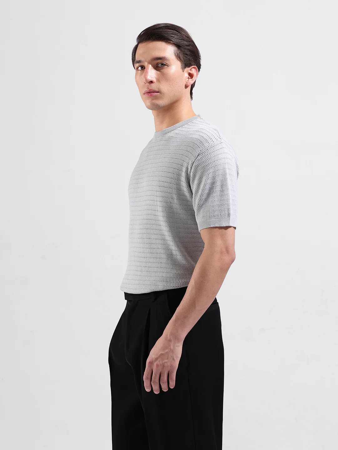 Men's Grey Slim Fit Solid Flat Knit Crew Neck T-Shirt - Image 5