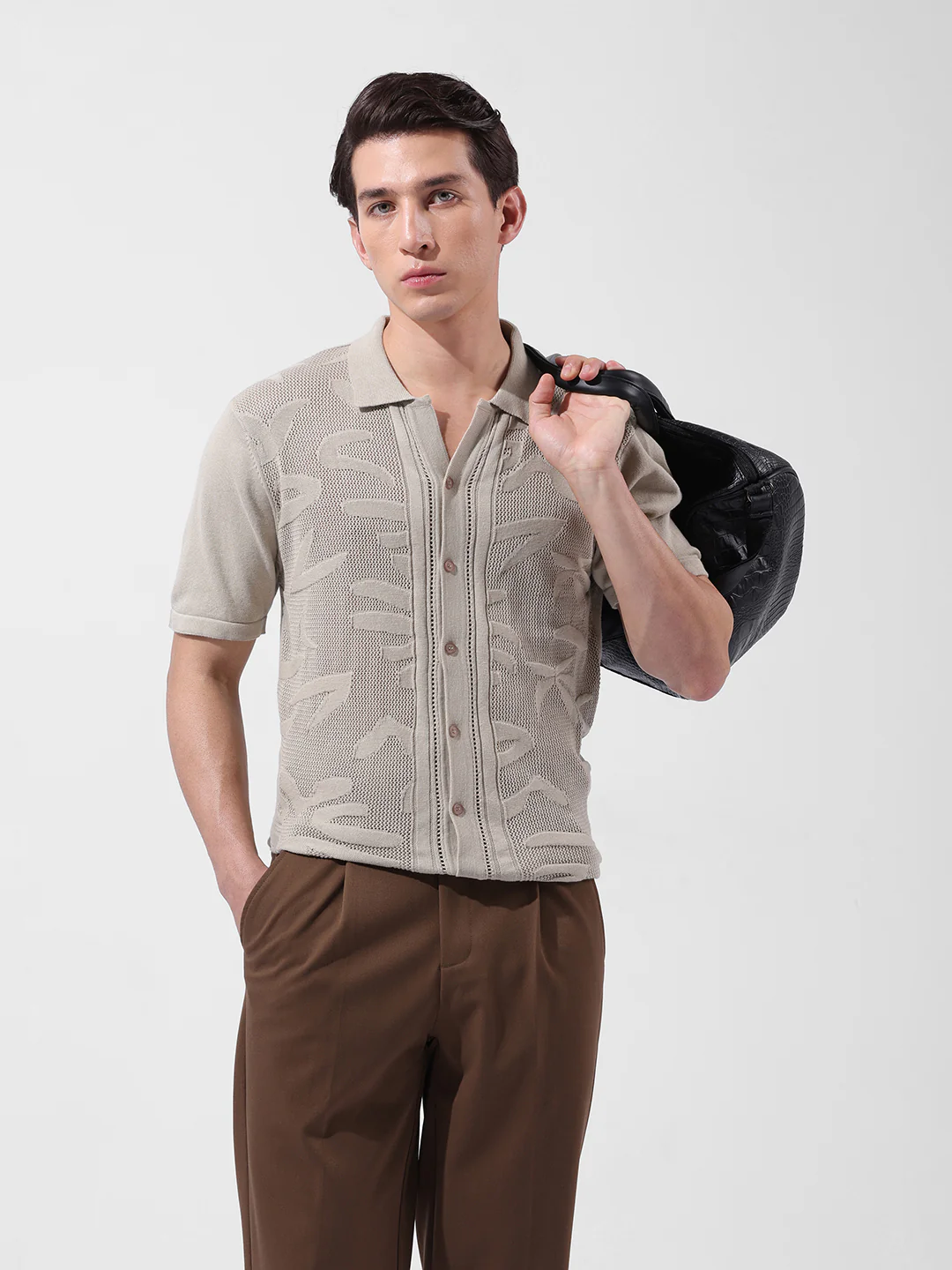 Men's Beige Slim Fit Solid Flat Knit Shirt - Image 2