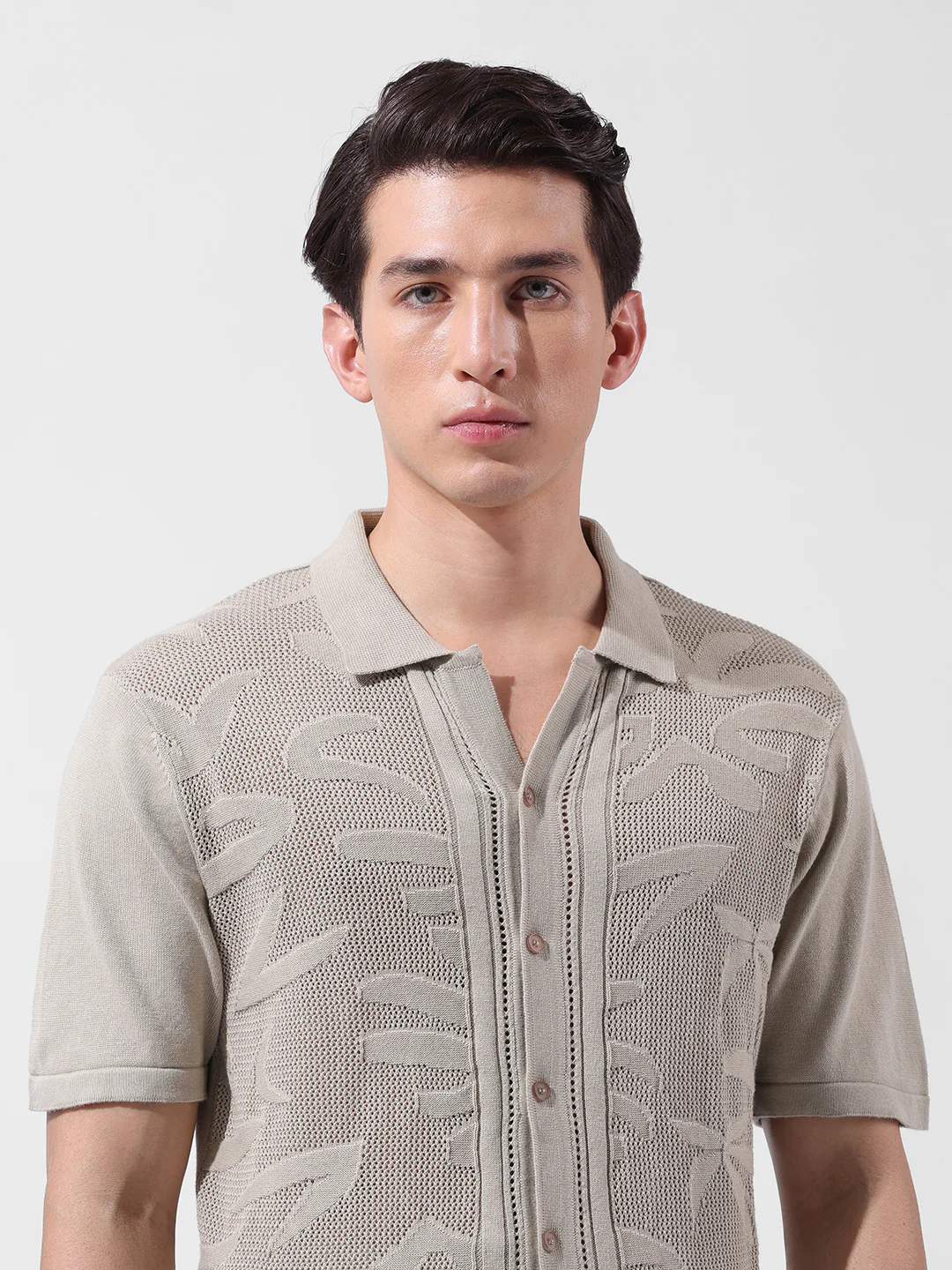 Men's Beige Slim Fit Solid Flat Knit Shirt - Image 7