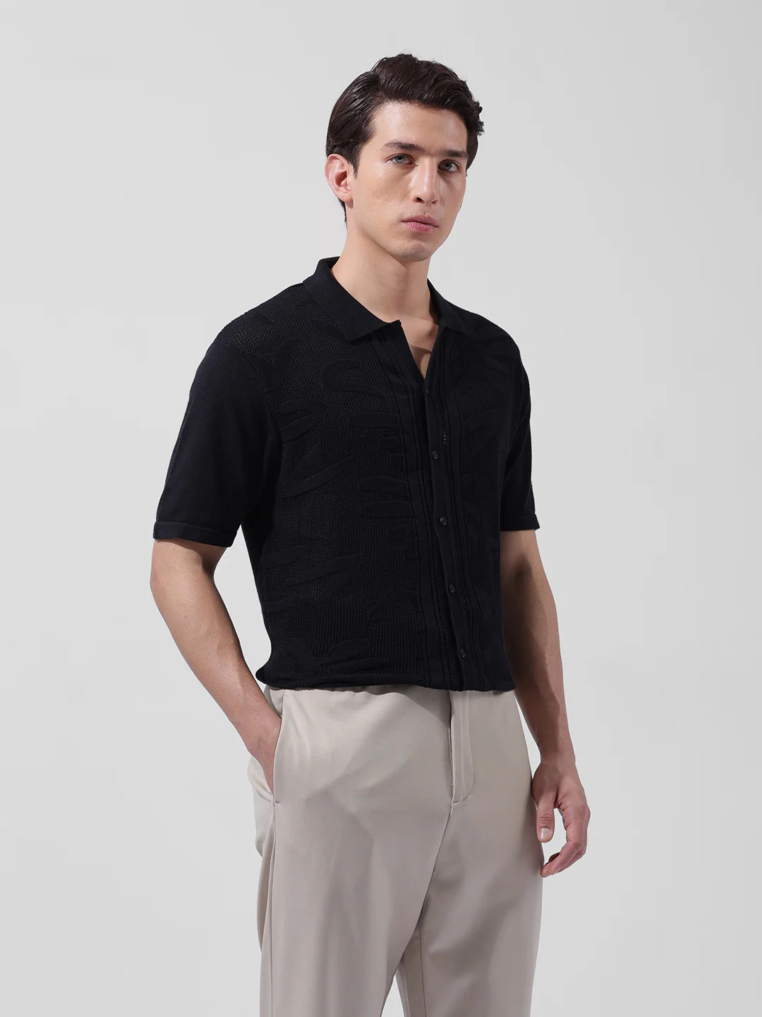 Men's Black Slim Fit Solid Flat Knit Shirt - Image 2