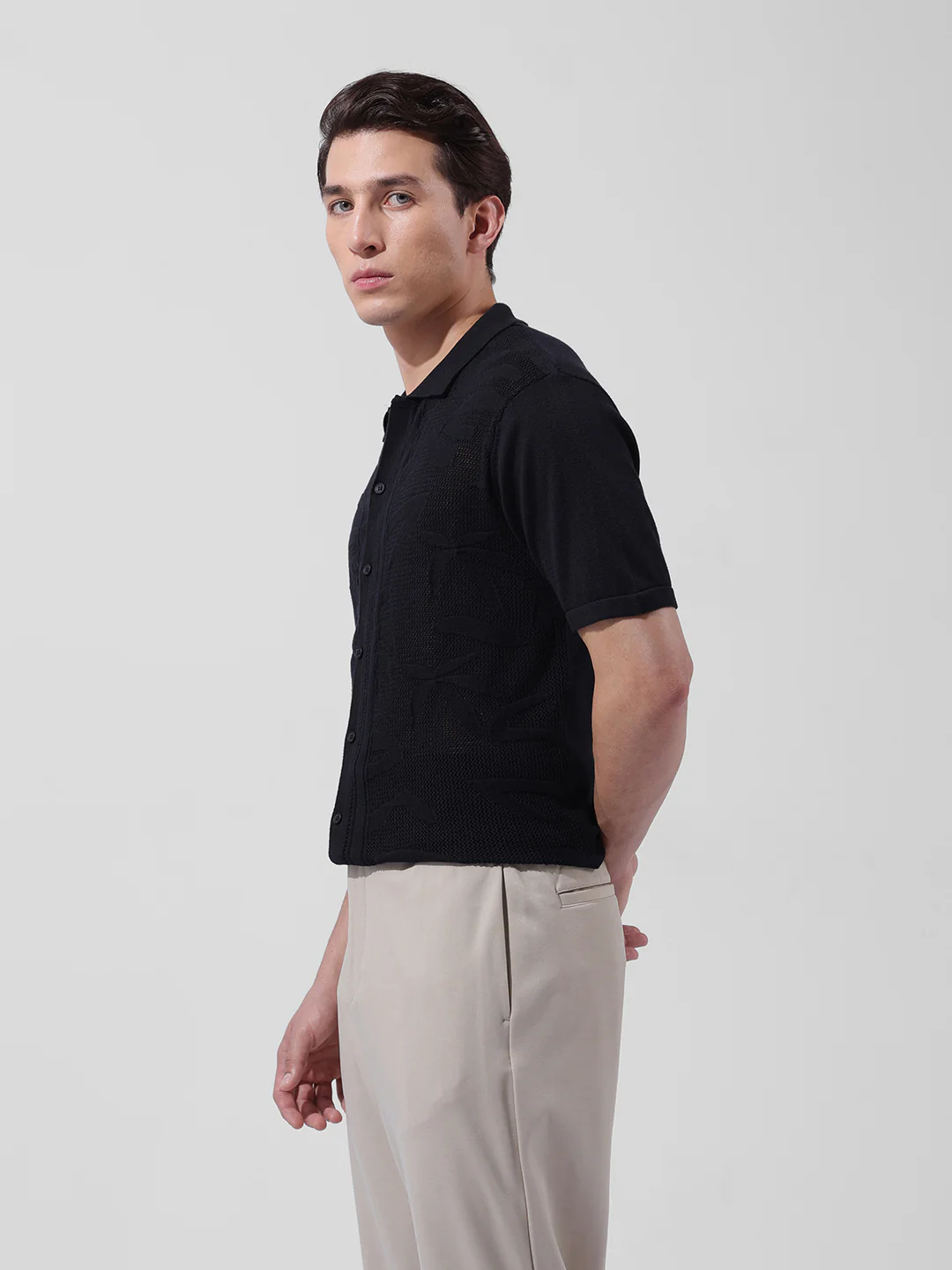 Men's Black Slim Fit Solid Flat Knit Shirt - Image 4