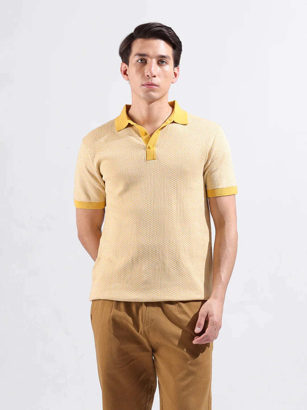Men's Yellow Slim Fit Solid Flat Knit T-Shirt - Image 2