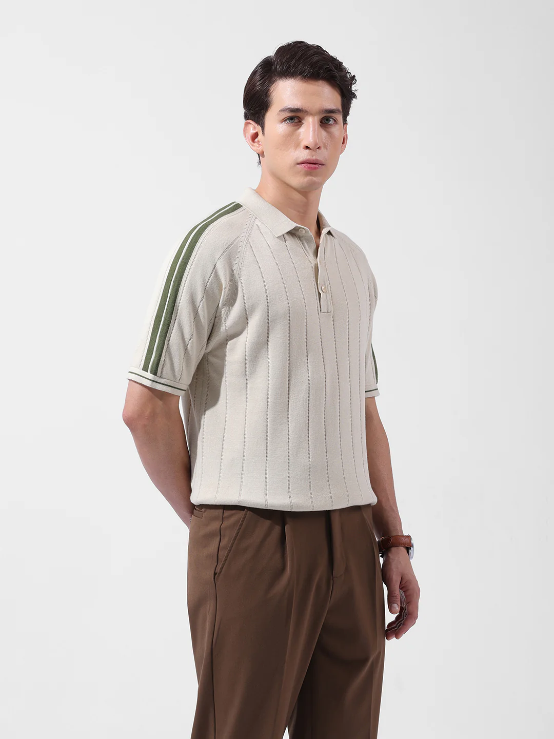 Men's Cream Slim Fit Solid Flat Knit T-Shirt - Image 4