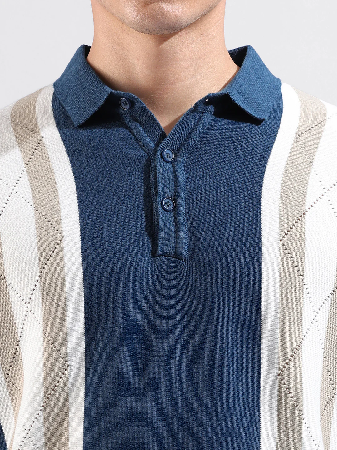 Men's Blue Slim Fit Colourblocked Flat Knit T-Shirt - Image 3