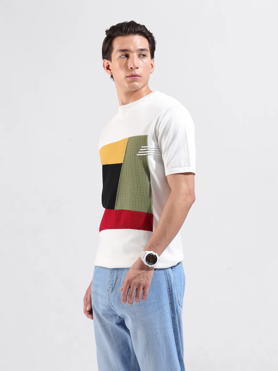 Men's White Slim Fit Colourblocked Flat Knit T-Shirt - Image 4