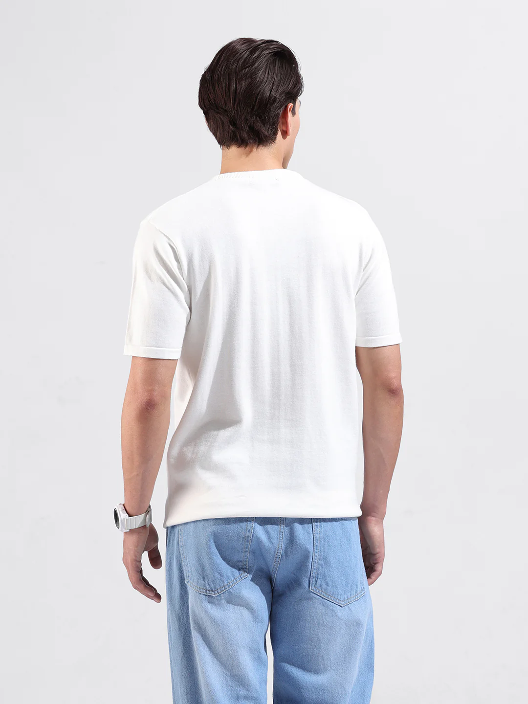 Men's White Slim Fit Colourblocked Flat Knit T-Shirt - Image 7