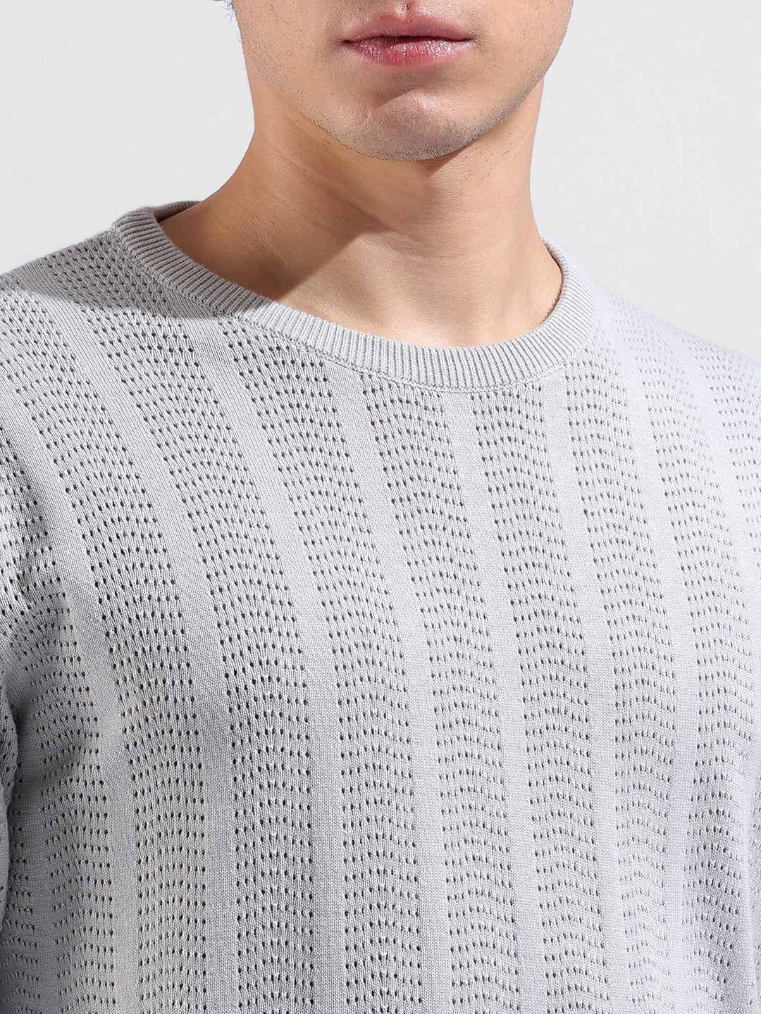 Men's Grey Slim Fit Solid Flat Knit Crew Neck T-Shirt - Image 3
