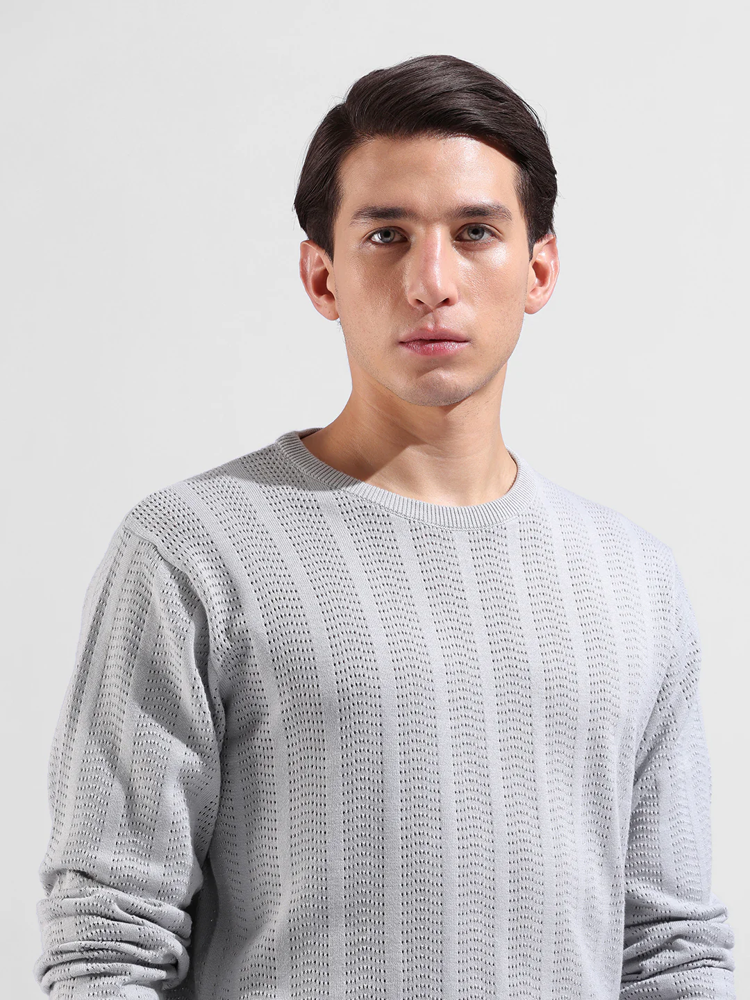 Men's Grey Slim Fit Solid Flat Knit Crew Neck T-Shirt - Image 8