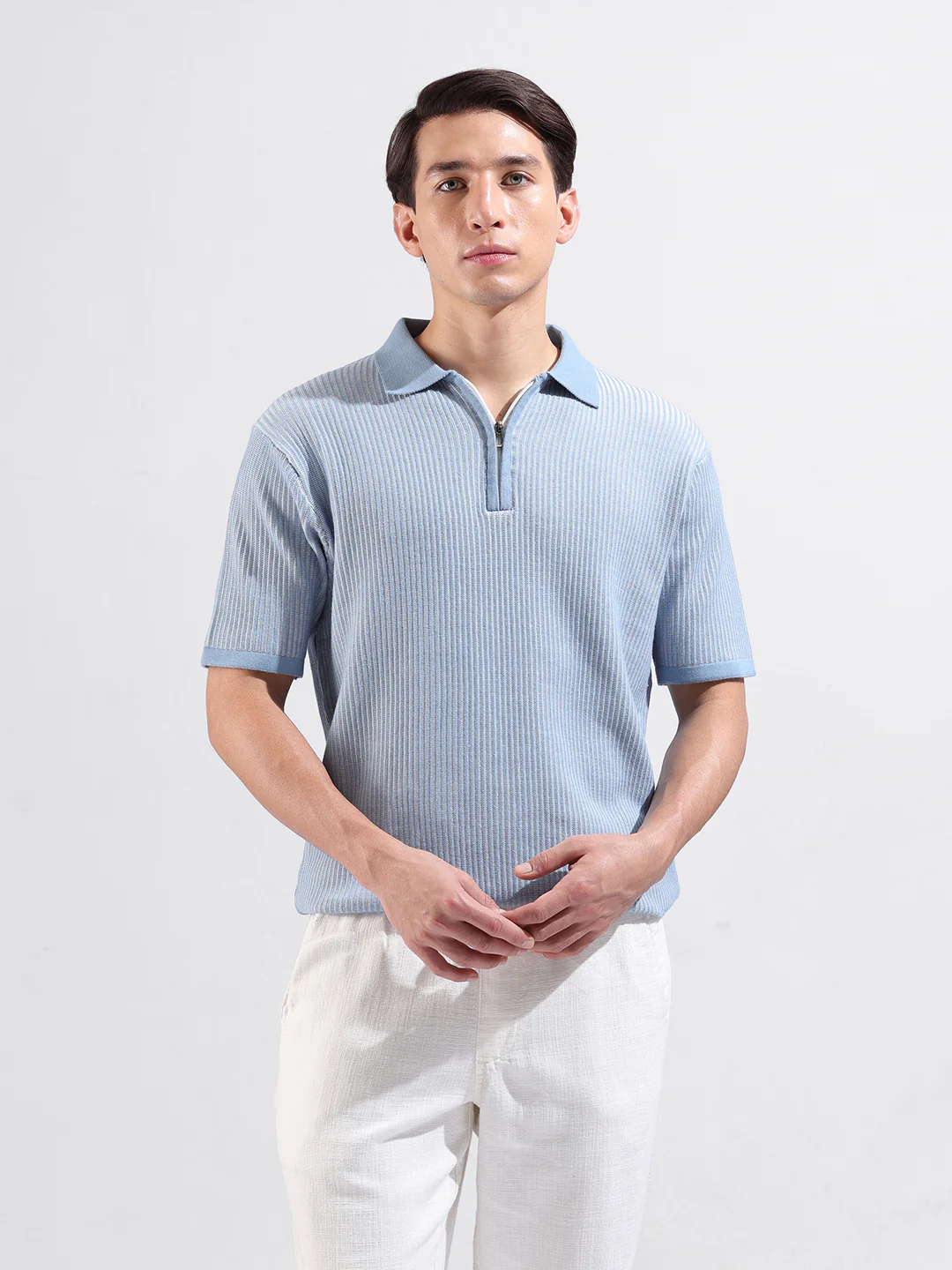 Men's Blue Slim Fit Solid Flat Knit T-Shirt - Image 2