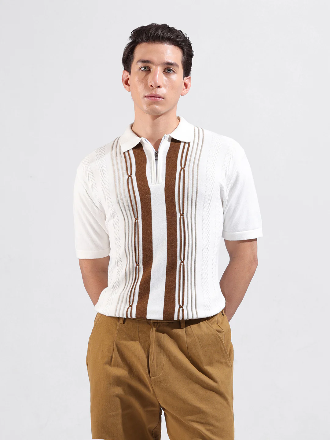 Men's White Slim Fit Colourblocked Flat Knit T-Shirt - Image 2