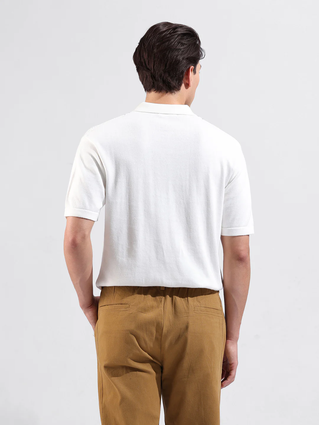Men's White Slim Fit Colourblocked Flat Knit T-Shirt - Image 7