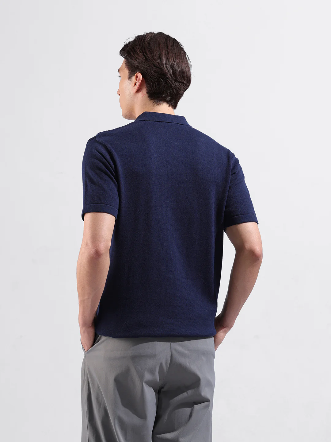 Men's Blue Slim Fit Colourblocked Flat Knit T-Shirt - Image 6