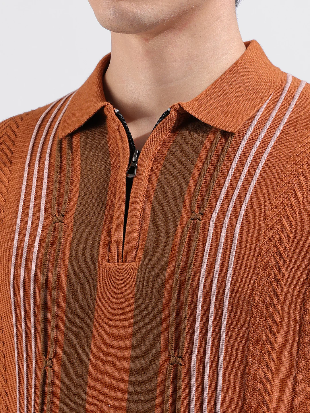 Men's Rust Slim Fit Colourblocked Flat Knit T-Shirt - Image 3