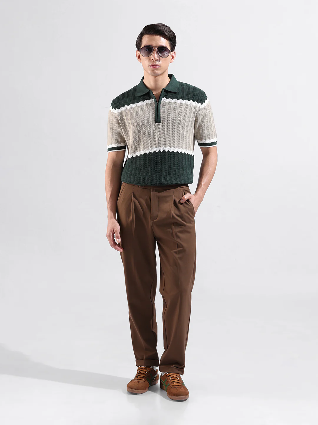 Men's Green Slim Fit Colourblocked Flat Knit T-Shirt - Image 6