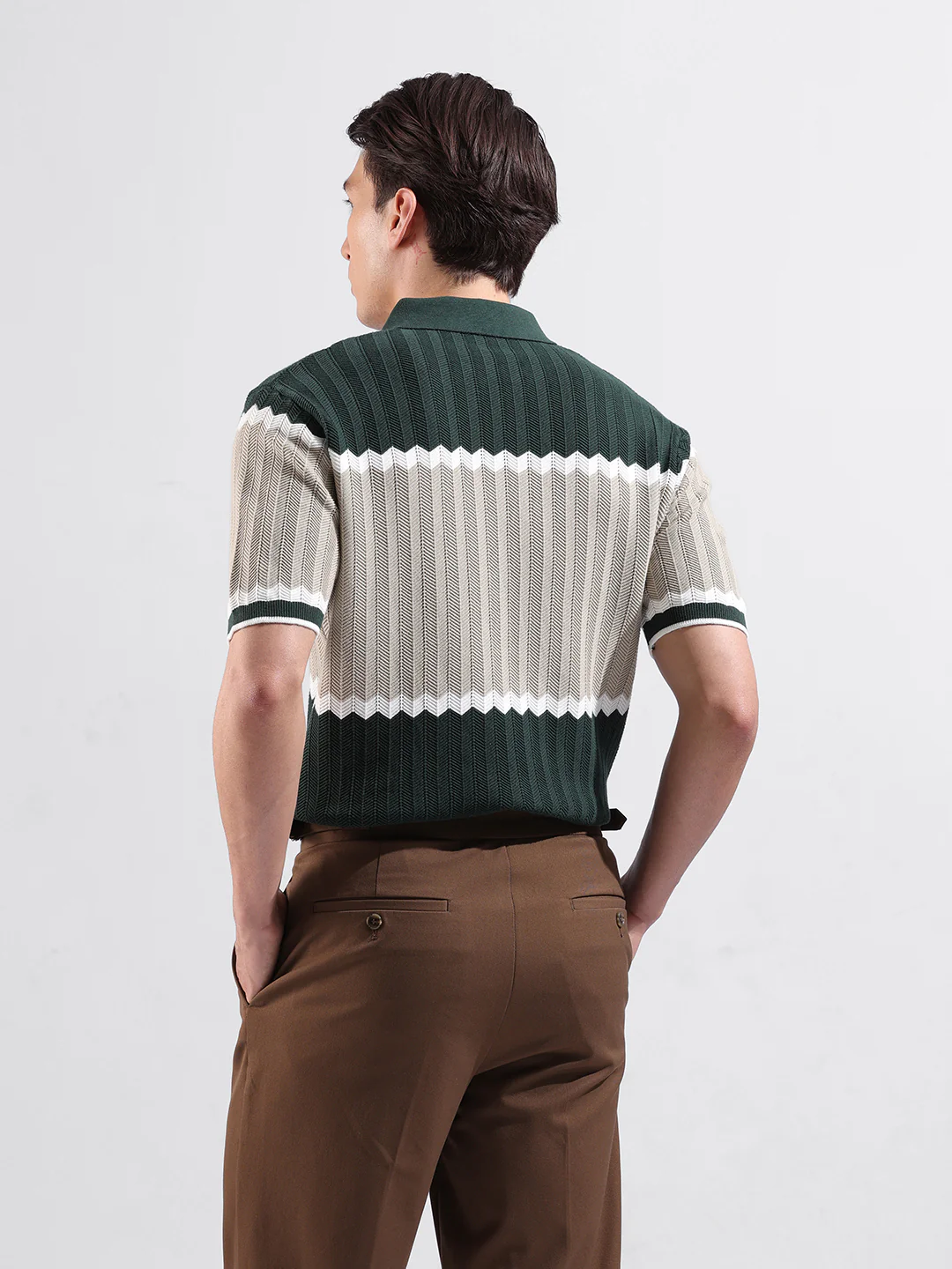 Men's Green Slim Fit Colourblocked Flat Knit T-Shirt - Image 7