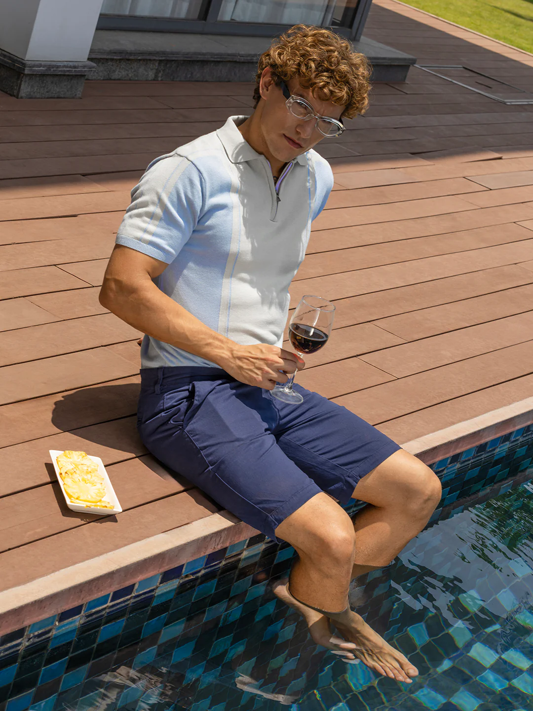 Men's Blue Slim Fit Colourblocked Flat Knit T-Shirt - Image 4