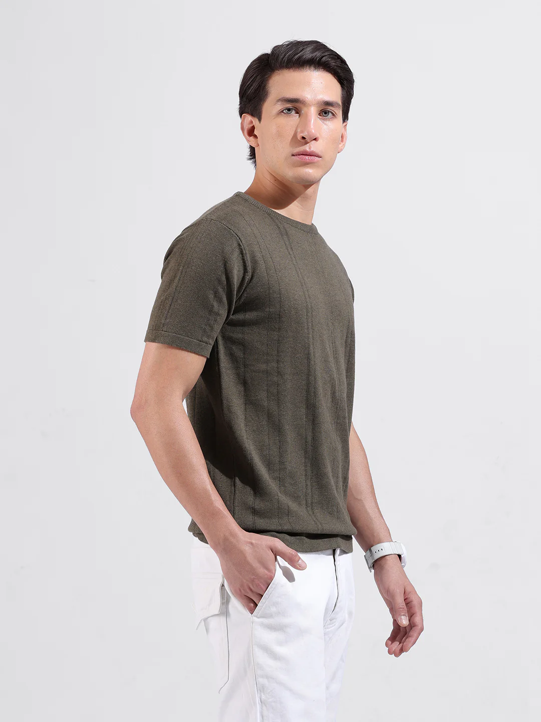 Men's Green Slim Fit Solid Flat Knit Crew Neck T-Shirt - Image 4
