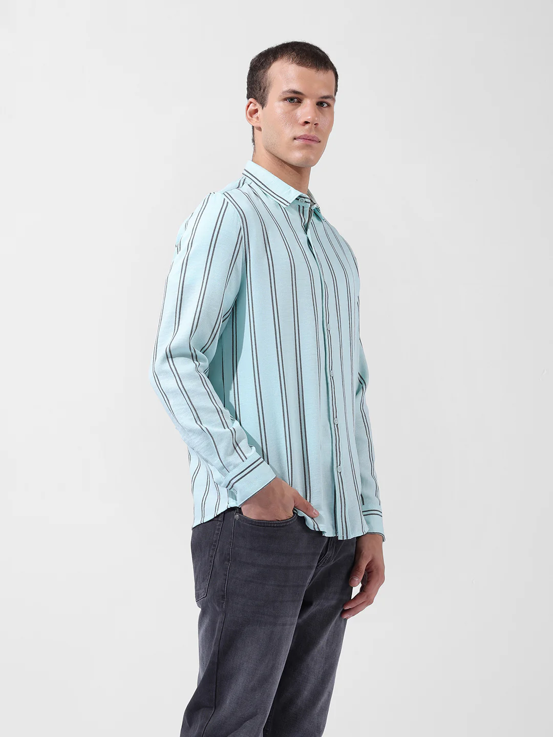 Men's Green Regular Fit Striped Casual Shirt - Image 2