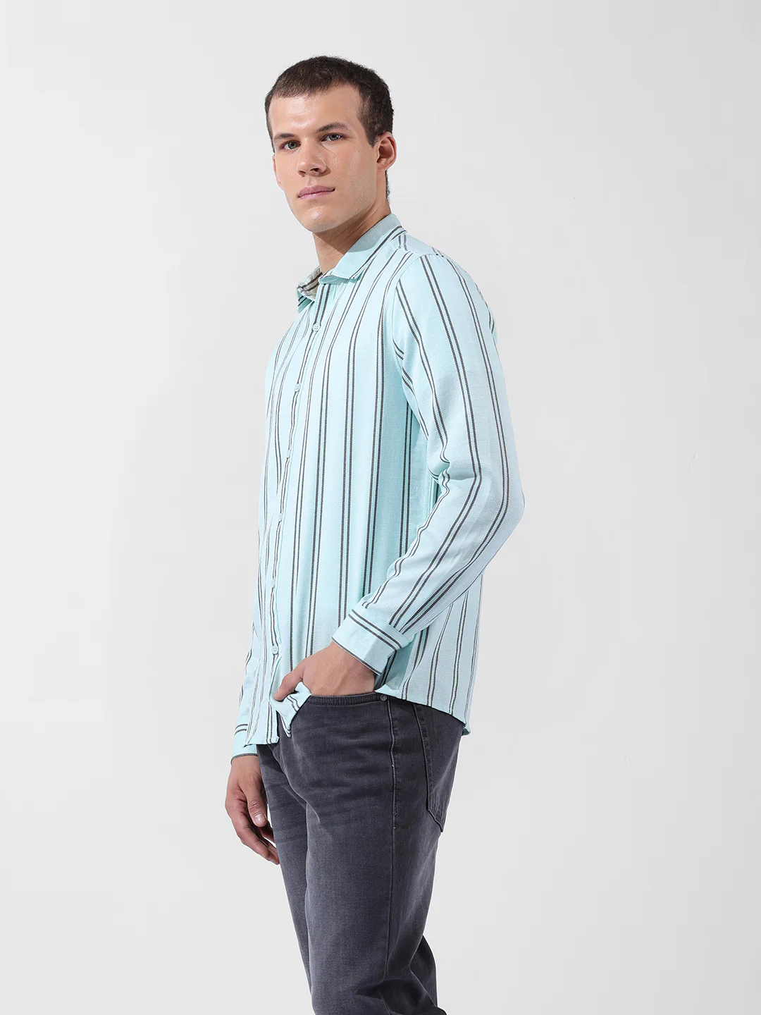 Men's Green Regular Fit Striped Casual Shirt - Image 4