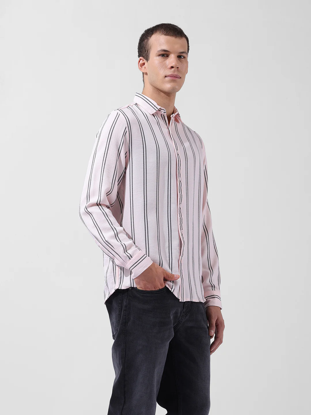 Men's Pink Regular Fit Striped Casual Shirt - Image 2