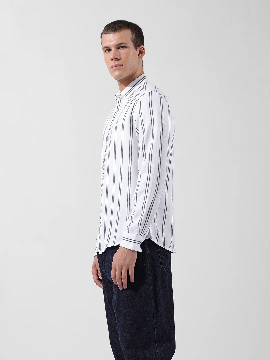 Men's White Regular Fit Striped Casual Shirt - Image 4