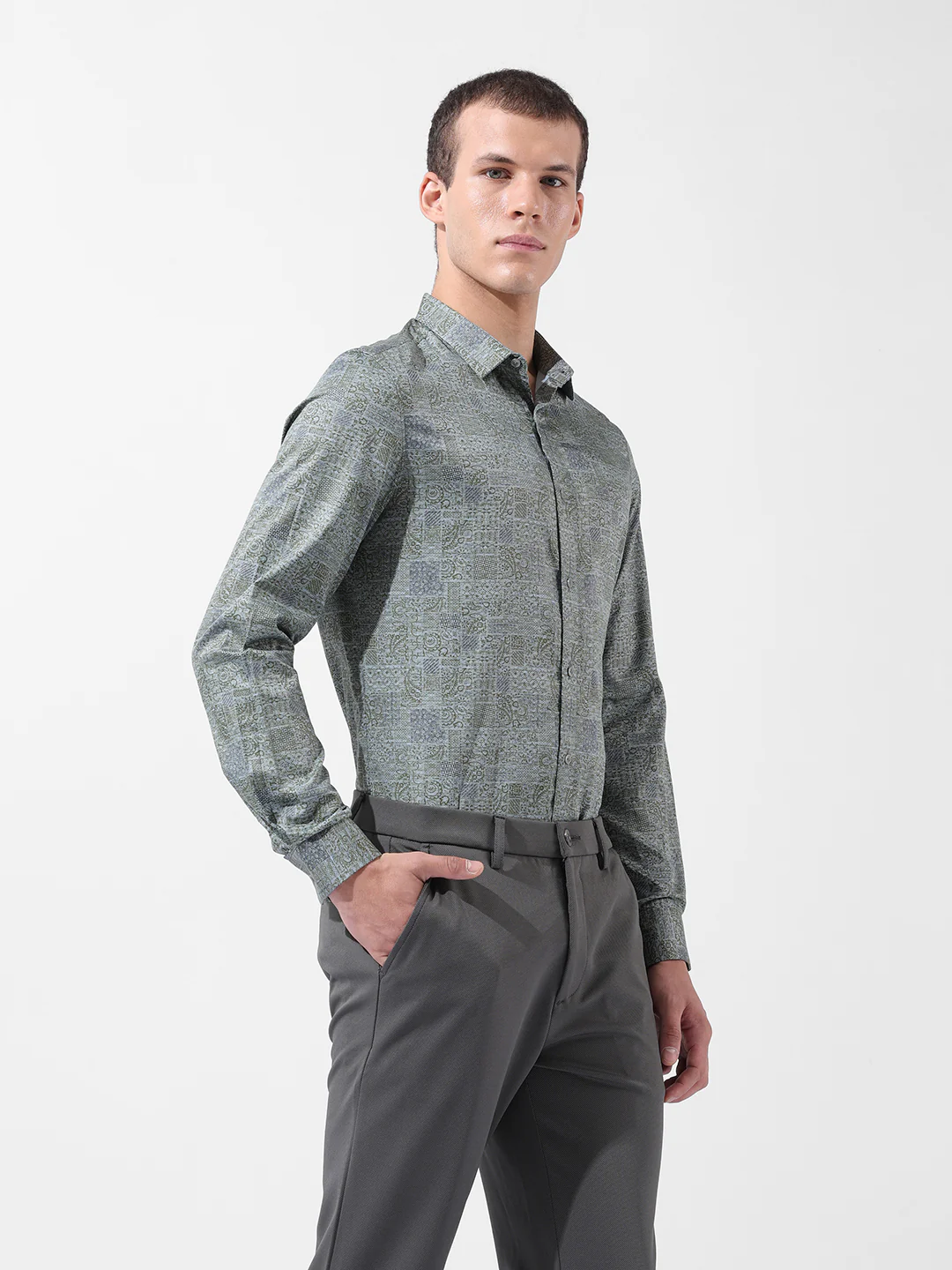 Men's Green Slim Fit Printed Party Wear Shirt - Image 2