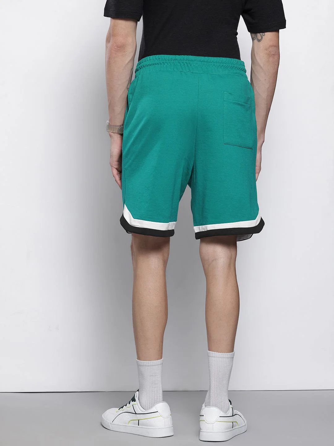 Men's Varsity Print Loose Fit Shorts - Image 5
