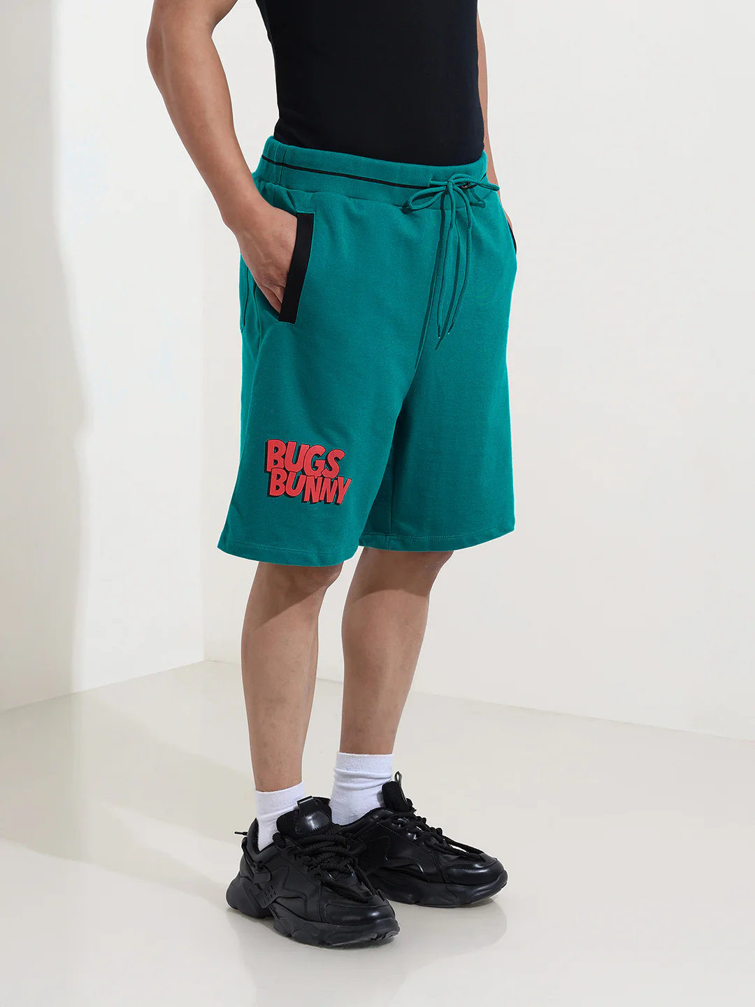 Men's Grey Relaxed Fit Character Bugs Bunny Printed Shorts - Image 4