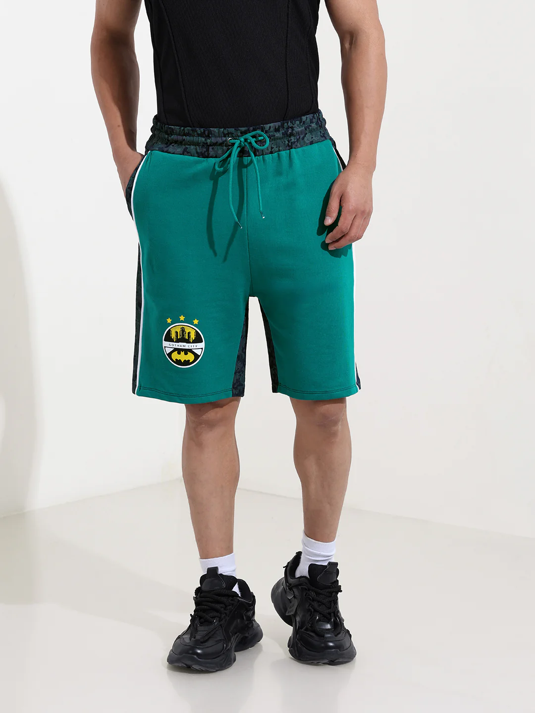 Men's Green Regular Fit Character Batman Printed Shorts - Image 7