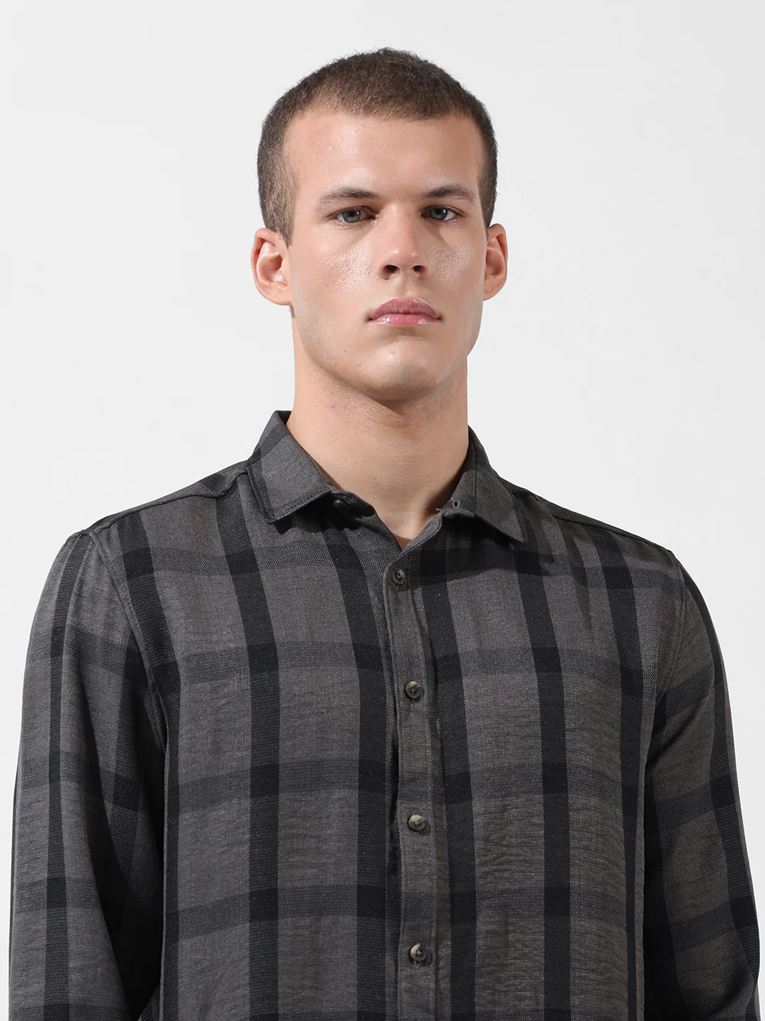 Men's Grey Regular Fit Checked Casual Shirt - Image 6