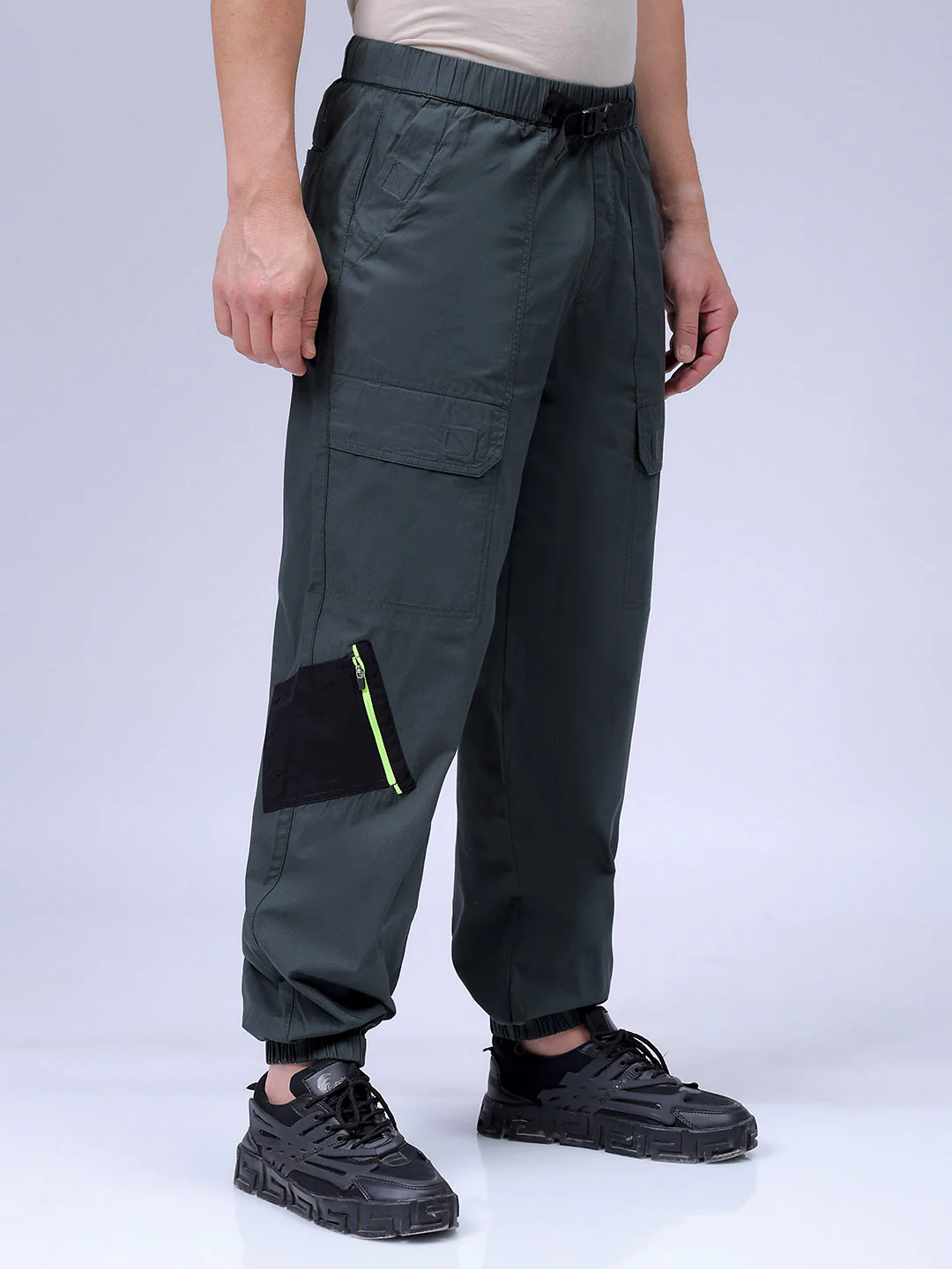 Men's Jungle Green Loose Fit Solid Casual Jogger - Image 3