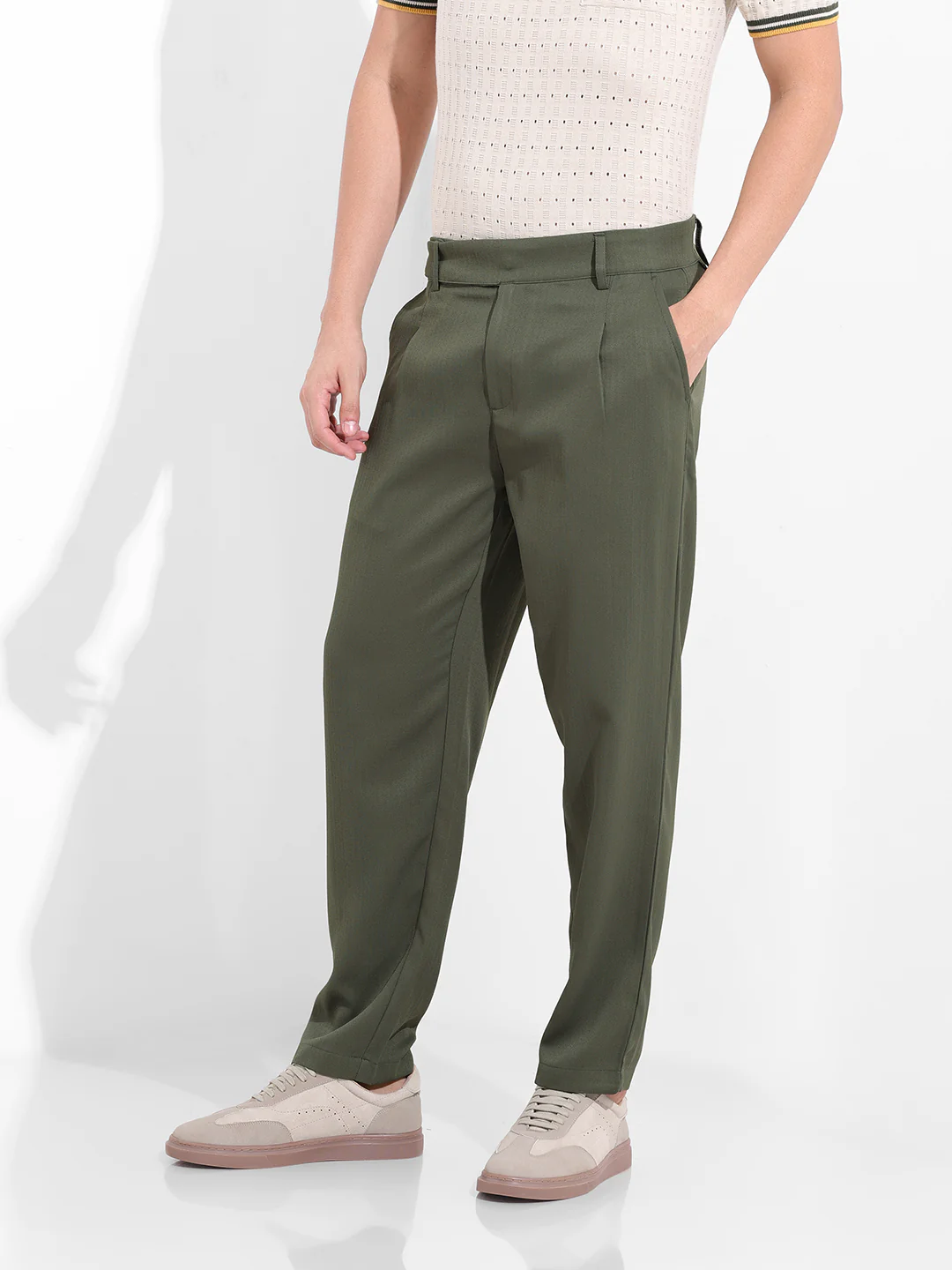 Men's Earthy Green Regular Fit Solid Casual Trouser - Image 2