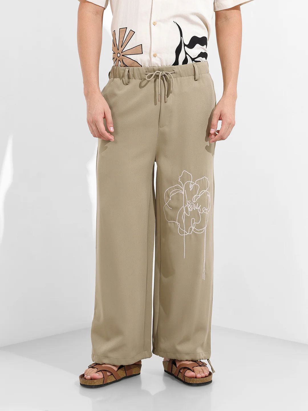 Men's Earthy Green Wide Leg Fit Embroided Retro Wear Jogger - Image 6