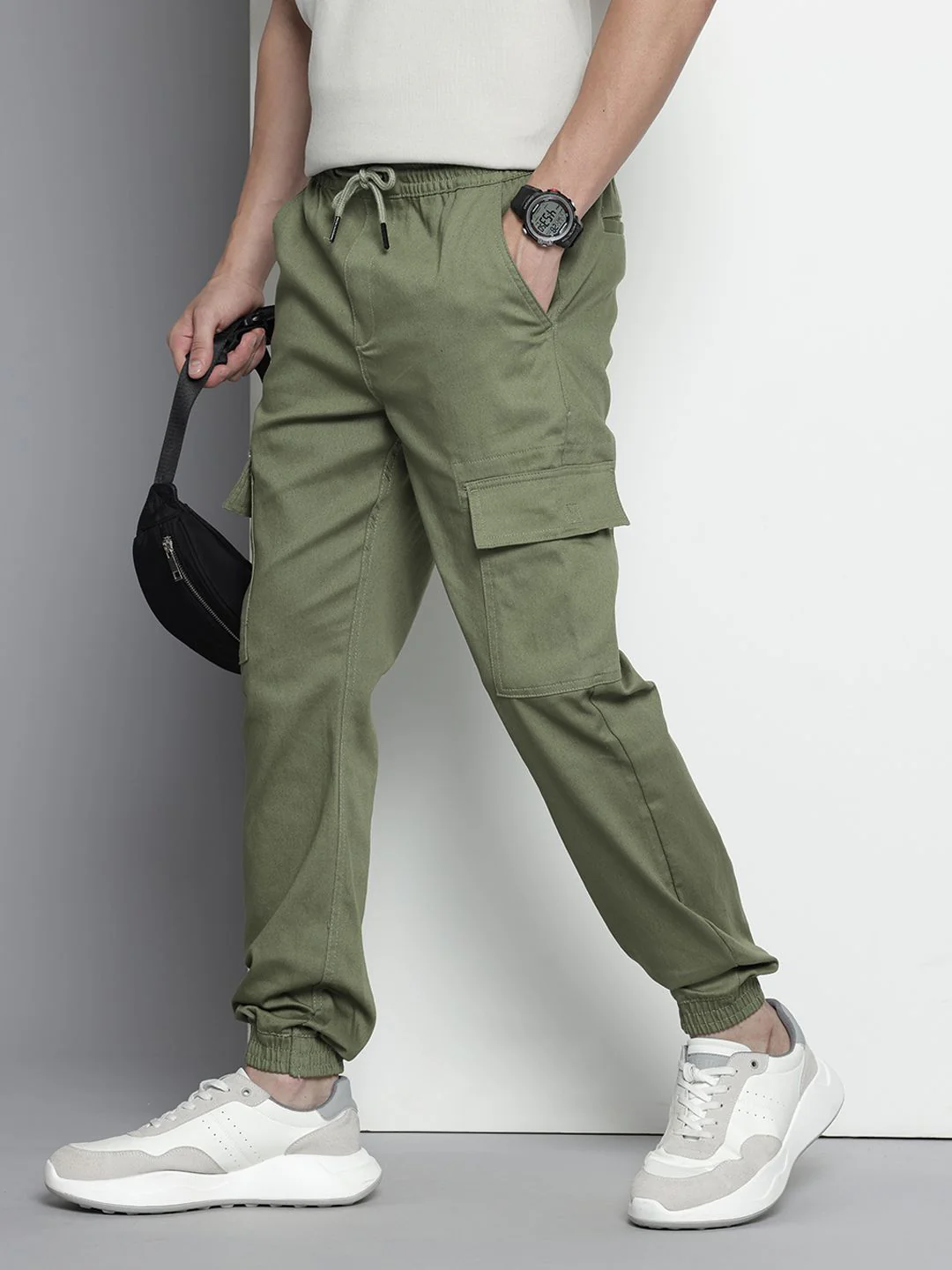 Men's Oil Green Regular Fit Solid Utility Jogger - Image 3