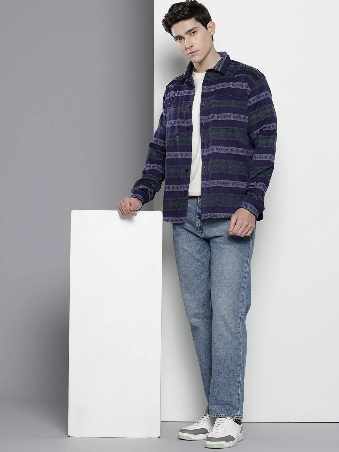 Men's Green Relaxed Fit Printed Resort Wear Shirt - Image 3