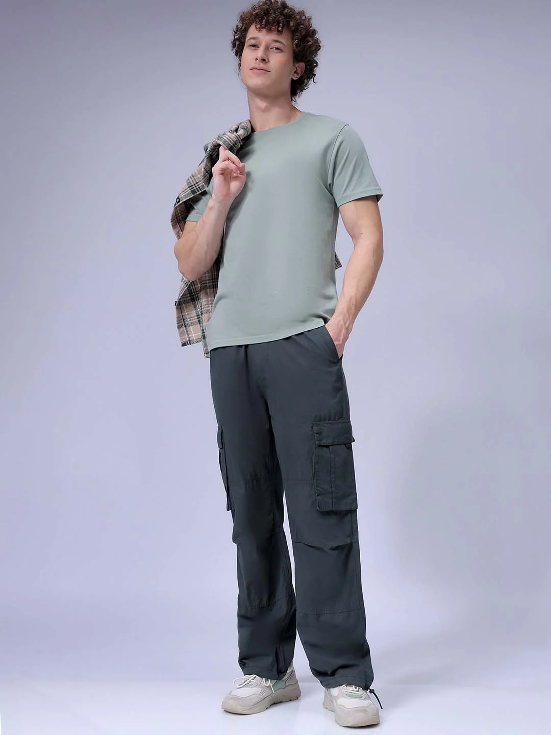 Men's Jungle Green Relaxed Fit Solid Utility Cargo - Image 4