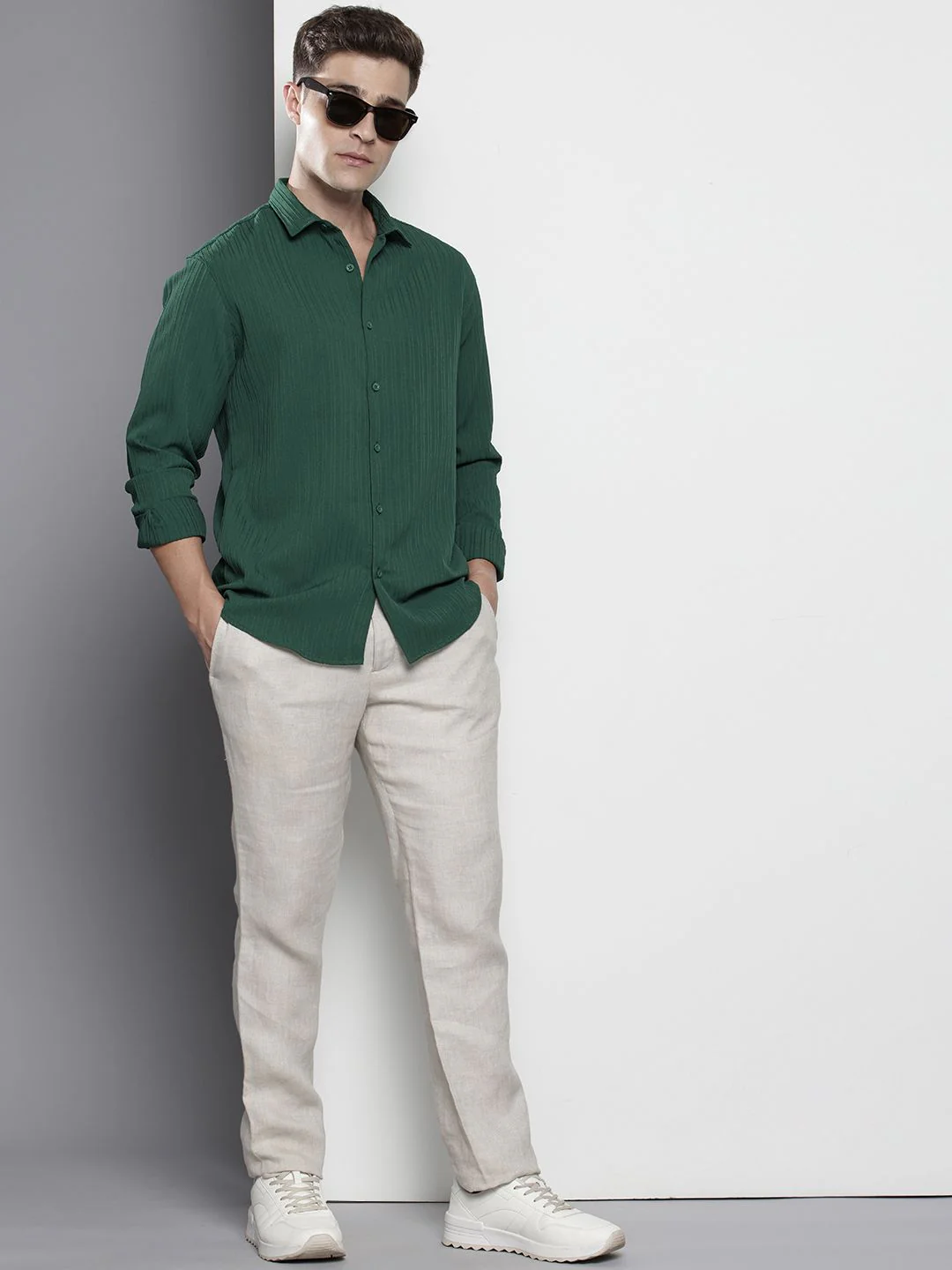 Men's Dark Green Relaxed Fit Solid Textured Shirt - Image 3