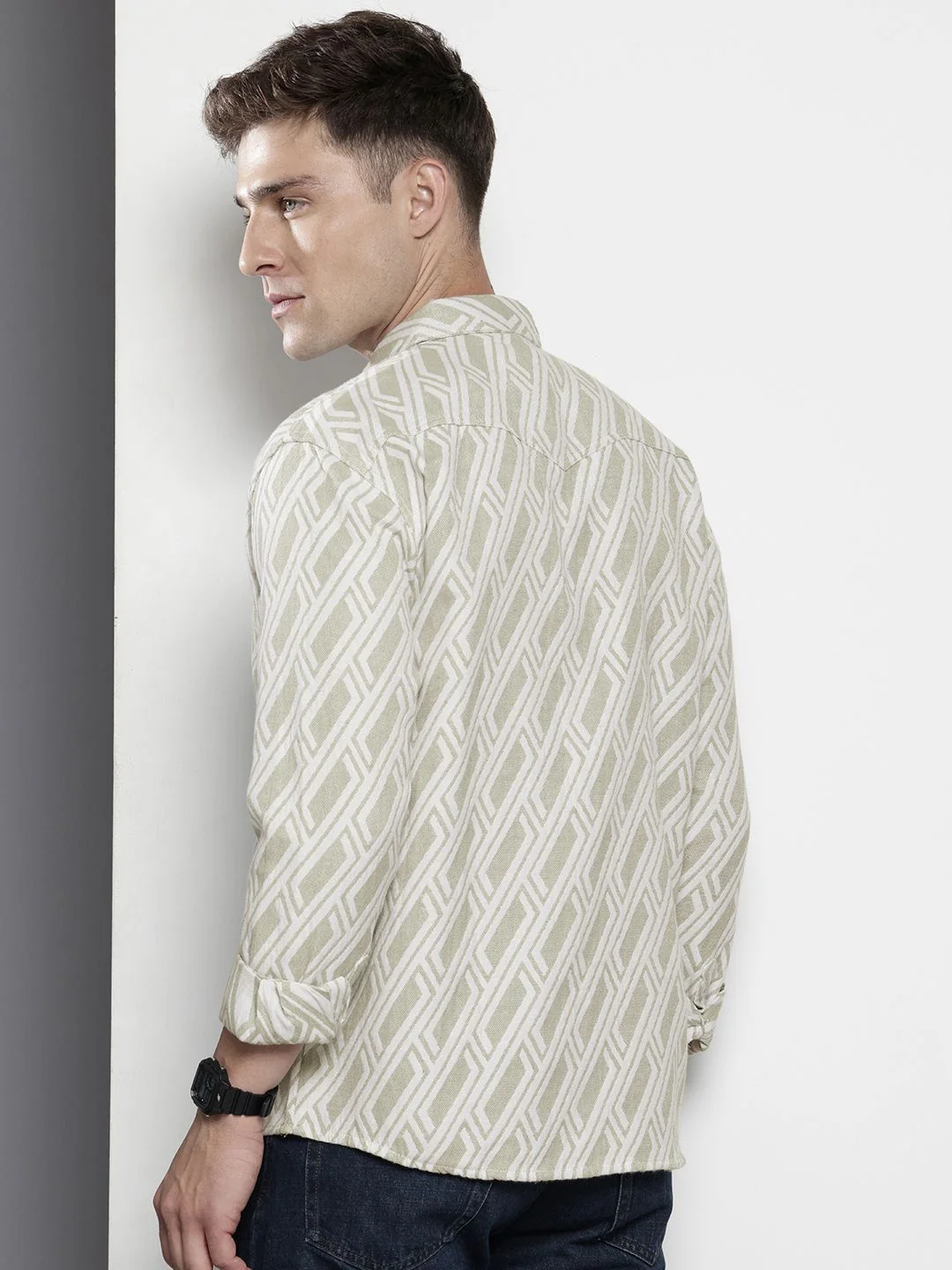 Men's Green Relaxed Fit Textured Casual Shirt - Image 4