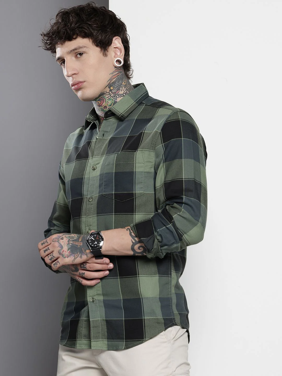 Men's Green Slim Fit Checked Casual Shirt - Image 2
