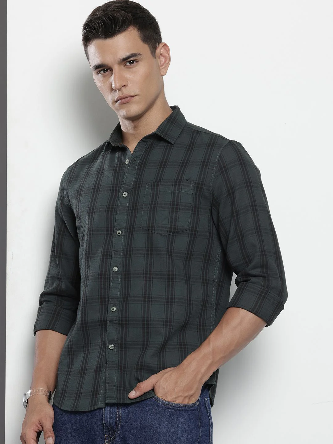 Men's Green Slim Fit Checked Casual Shirt - Image 2