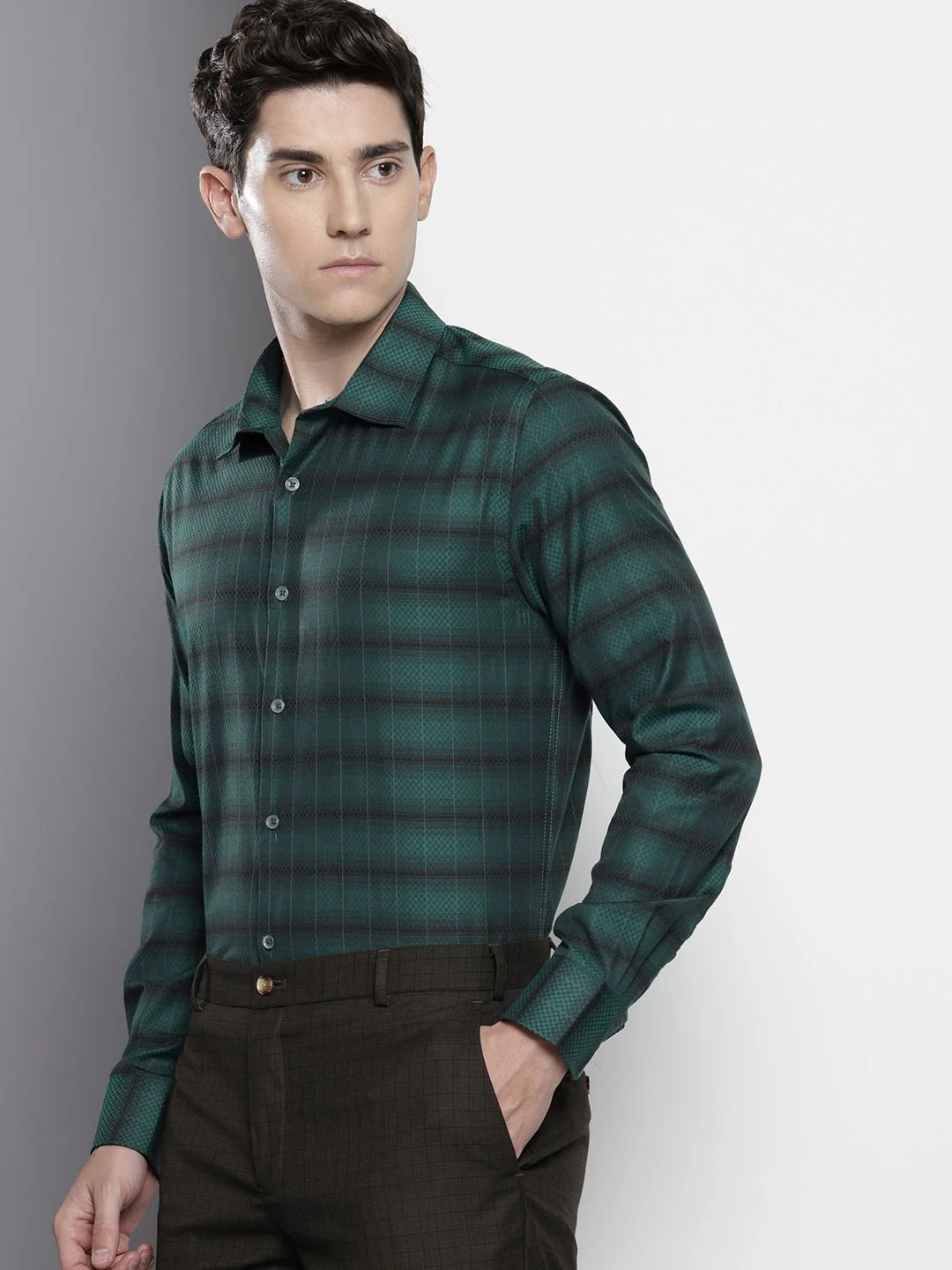 Men's Green Slim Fit Checked Formal Shirt - Image 2