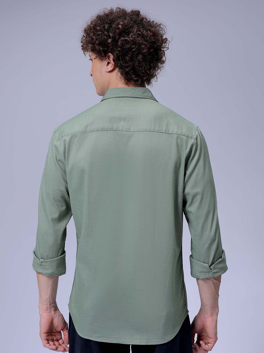 Men's Green Slim Fit Solid Textured Shirt - Image 4