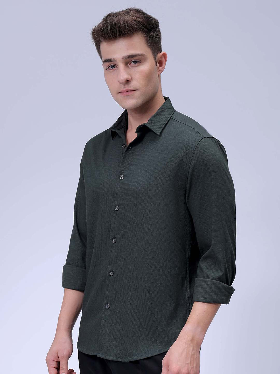 Men's Bottle Green Slim Fit Solid Textured Shirt - Image 3