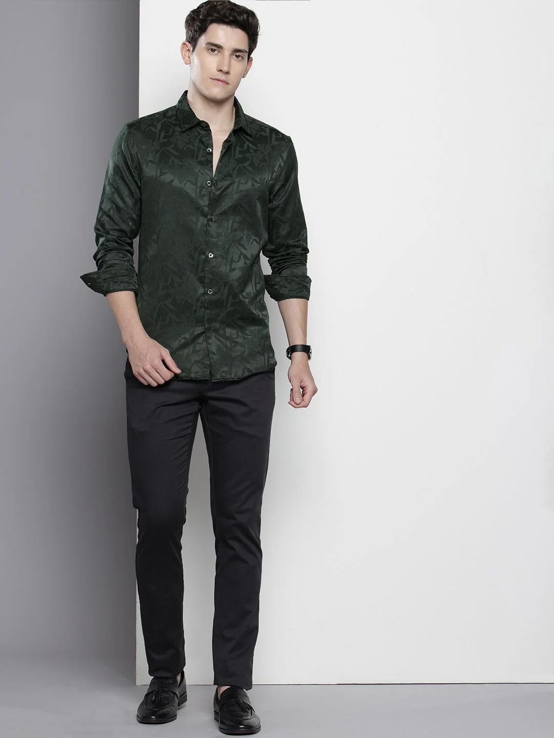 Men's Green Slim Fit Textured Party Wear Shirt - Image 5
