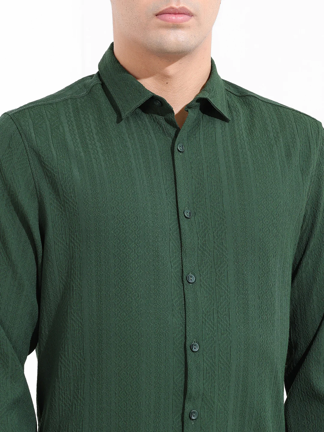 Men's Green Slim Fit Textured Resort Wear Shirt - Image 3