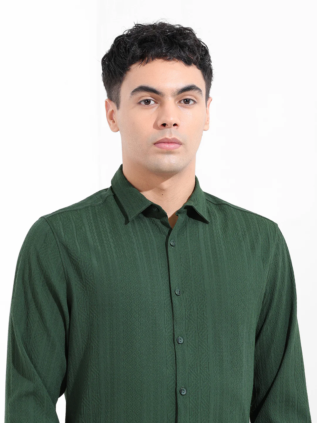 Men's Green Slim Fit Textured Resort Wear Shirt - Image 6