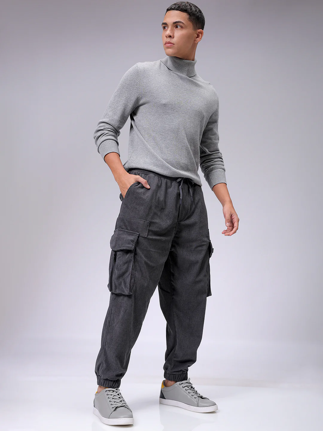 Men's Dark Grey Loose Fit Textured Utility Jogger - Image 2